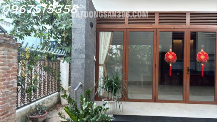 BÁN NHÀ 15M MẶT TIỀN- TRUNG TÂM VĨNH PHƯỚC -SẴN 10 PHÒNG TRỌ, DÒNG TIỀN 30TR/THÁNG