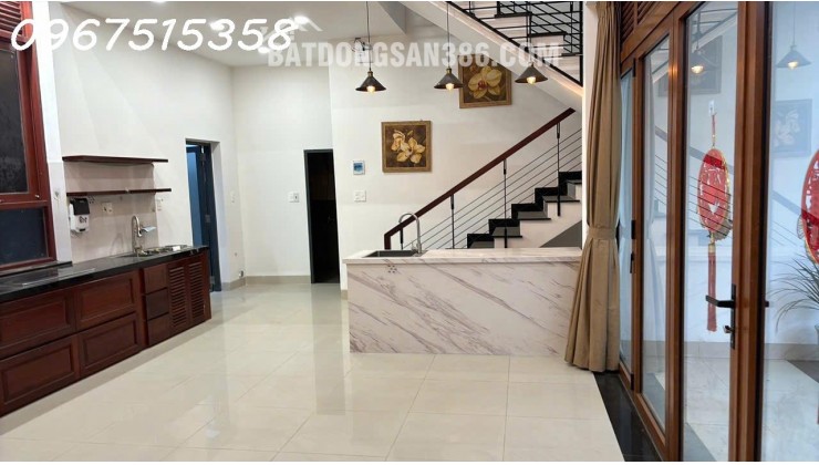 BÁN NHÀ 15M MẶT TIỀN- TRUNG TÂM VĨNH PHƯỚC -SẴN 10 PHÒNG TRỌ, DÒNG TIỀN 30TR/THÁNG