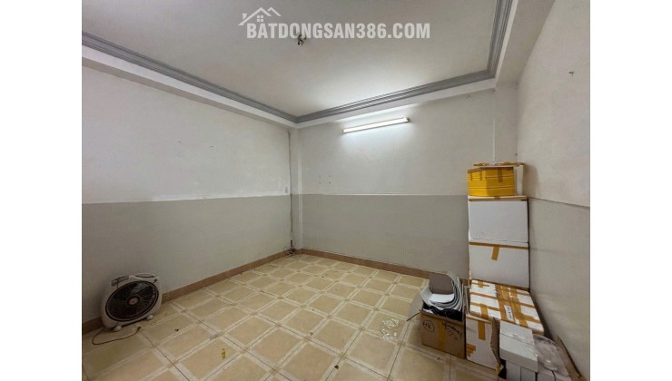 BÁN NHÀ TÔ HIẾN THÀNH, NGANG KHỦNG 5.6M, 93M², HẺM XE HƠI, 4 TẦNG, GIÁ 13,6 TỶ