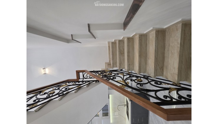 CHÍNH CHỦ CẦN BÁN NHÀ MẶT TIỀN 80M² TÂN XUÂN, SHR , 5.2 TỶ. LH:0909635789.