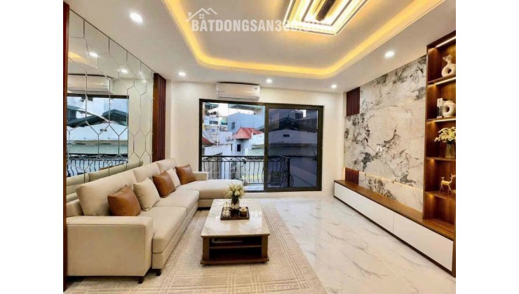Văn cao - Ba đình - 13 tỷ Ngõ rộng 4m, ô tô 7 chỗ qua nhà, ngõ thông