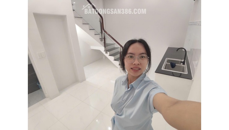 Nhà 3 tầng BTCT tại Phú Thọ Hòa Tân Phú - ngay khu Chợ Vải chỉ 4.x Đ