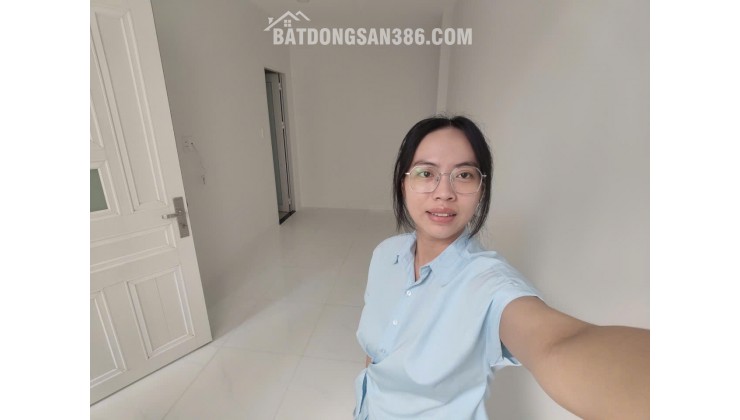 Nhà 3 tầng BTCT tại Phú Thọ Hòa Tân Phú - ngay khu Chợ Vải chỉ 4.x Đ
