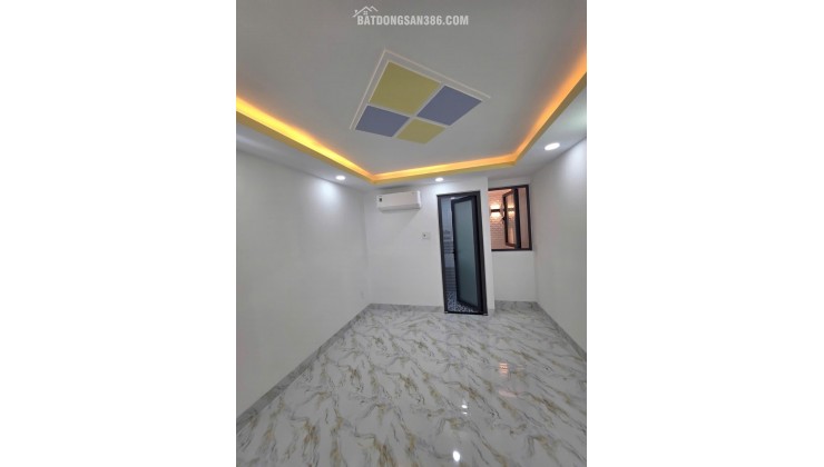 HXH NGUYỄN ĐÌNH CHÍNH - PN - 5 TẦNG MỚI - THANG MÁY - 5PN - 6WC - 45M2 - NHỈNH 10 TỶ