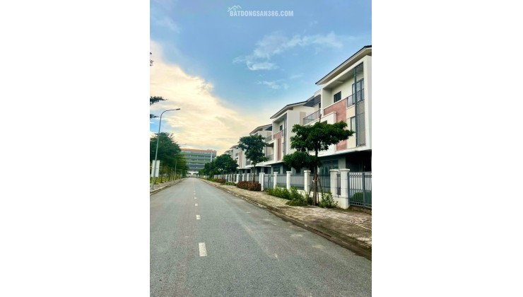 6,383 TỶ – SỞ HỮU NHÀ 4 TẦNG, CÁCH HỒ TÂY 14KM TRÊN CAO TỐC 10 LÀN XE