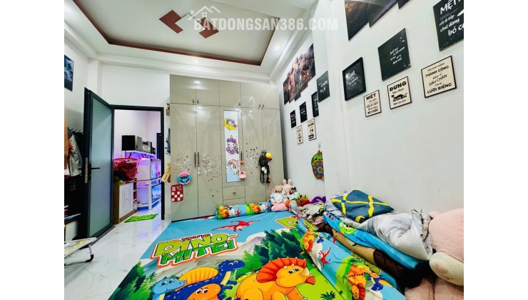 CHỦ NGỘP - GẤP BÁN- BÌNH ĐÔNG - P15Q8 - HXH - 4 TẦNG - 5PN - 5,x TỶ