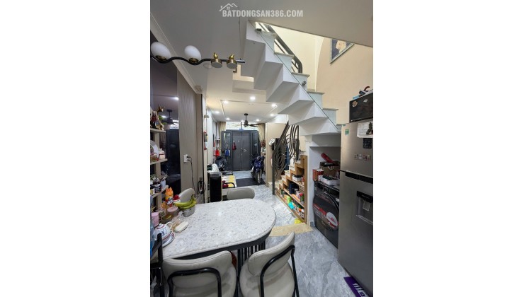 BÁN NHÀ 237/33/10 PHẠM VĂN CHIÊU, GÒ VẤP. HẺM THÔNG 3M, SHR, 3,7 TỶ. LH:0983552799.
