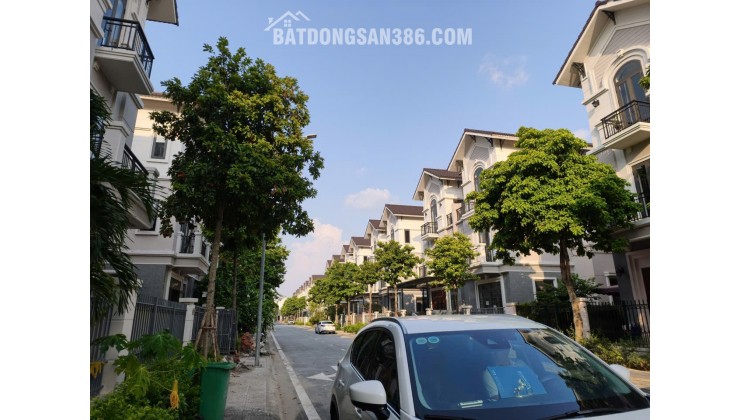 chủ nhà Giảm mạnh 500tr căn btsl 135m2 Centa City Từ Sơn
