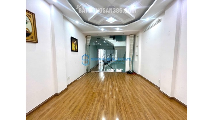 Nhà nguyên căn Bùi Tá Hán, 4PN, sân thượng, giá 32 triệu
