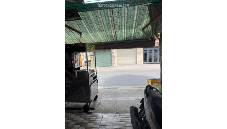 BÁN NHÀ GẦN LOTTE MART Q7 - DT (3.6 X 42) 1 TRỆT 1 LẦU 3PN. LH:0933714321.