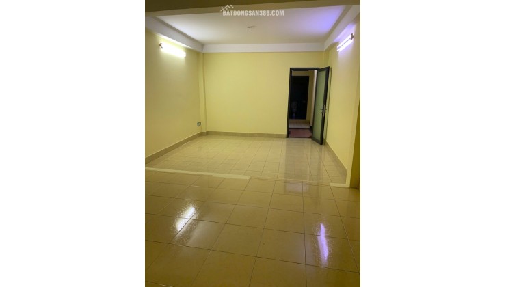 CHO THUÊ NHÀ NGUYÊN CĂN ÔNG ÍCH KHIÊM - QUẬN 11 GẦN ĐẦN SEN. LH:0918515779.