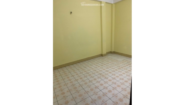 CHO THUÊ NHÀ NGUYÊN CĂN ÔNG ÍCH KHIÊM - QUẬN 11 GẦN ĐẦN SEN. LH:0918515779.