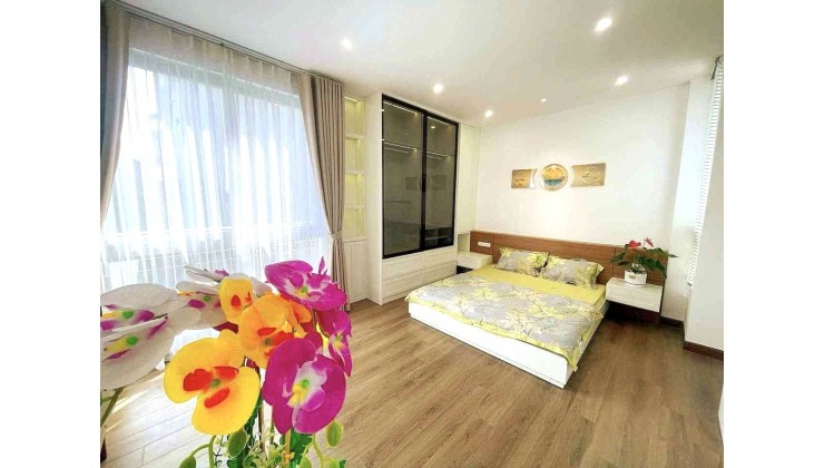 Bán nhà trung tâm Ba Đình 35m2 - Lô góc - 11,5 tỷ.