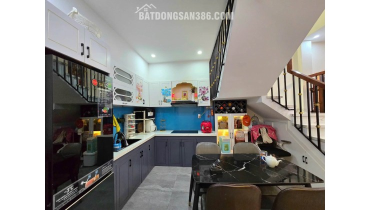 NHÀ 3 TẦNG 3 MÊ KIÊN CỐ – K500 TÔN ĐẢN – FULL NỘI THẤT