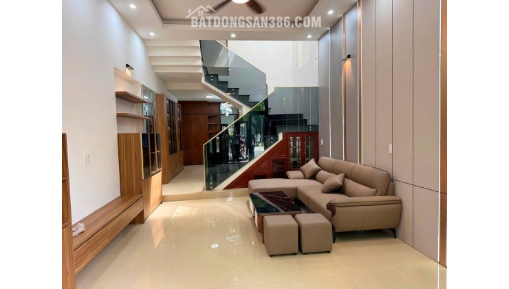NHÀ 2 TẦNG MT ĐƯỜNG LÊ THIỆT – Cách biển 200m