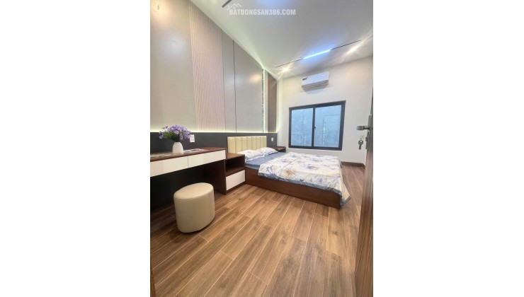 Bán nhà 3 tầng 3 mê đường Bàu Năng 7 - Gần ngã 4 Hoàng Thị Loan