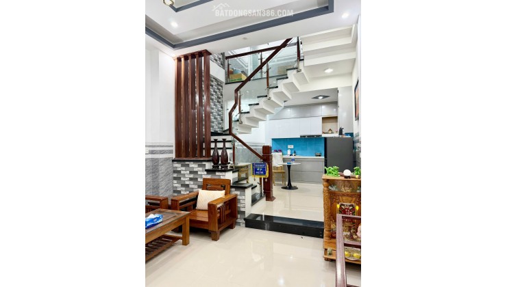 Nhà 3 tầng còn mới – Kiệt ô tô 5m – Gần đường Nguyễn Phước Nguyên