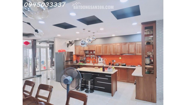BÁN CHDV MẶT TIỀN CAO THỊ CHÍNH Q7 - 200M2 - 8M x 25M - 8 TẦNG THANG MÁY - GIÁ 58 TỶ