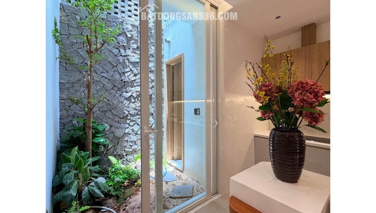 HOMESTAY ĐẸP CHO ÁNH SÁNG VÀ GIÓ NGAY ĐẦU CẦU RỒNG VÀ SÁT BÃI TẮM MỸ KHÊ
