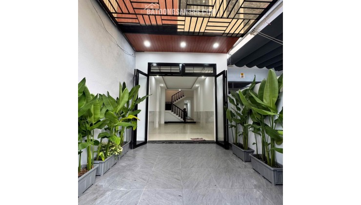 Toà căn hộ 3 tầng 7 phòng đang cho thuê full - Đường Bình An 7