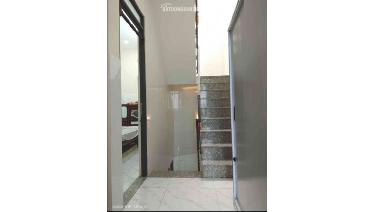 BÁN NHÀ MẶT TIỀN VIEW CÔNG VIÊN- CẦU CHÀ VÀ, QUẬN 8- 3 TẦNG - NHỈNH 5 TỶ - LH 0784968131