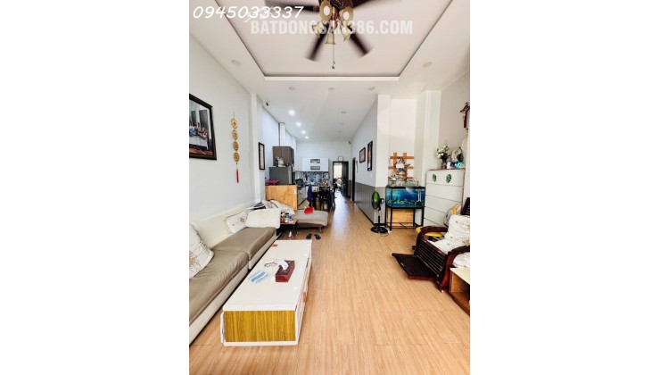 Bán CHDV Đường Lê Thị Chợ, Quận 7, DT 213M2, 5 Tầng có TM, giá 42 tỷ