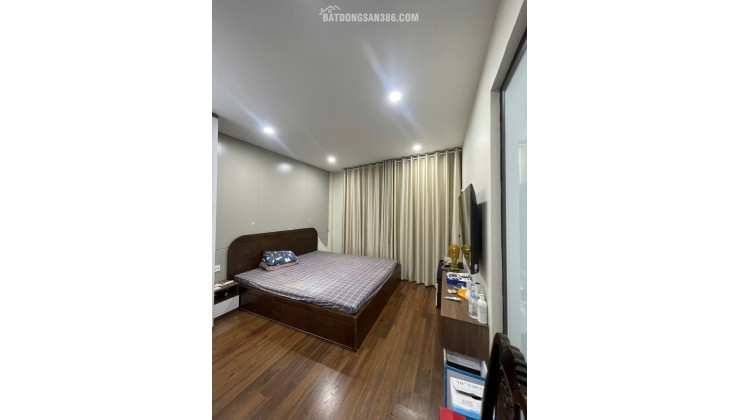 NHÀ 7 TẦNG THANG MÁY FULL NỘI THẤT KINH DOANH PHỐ TRẦN THÁI TÔNG CẦU GIẤY