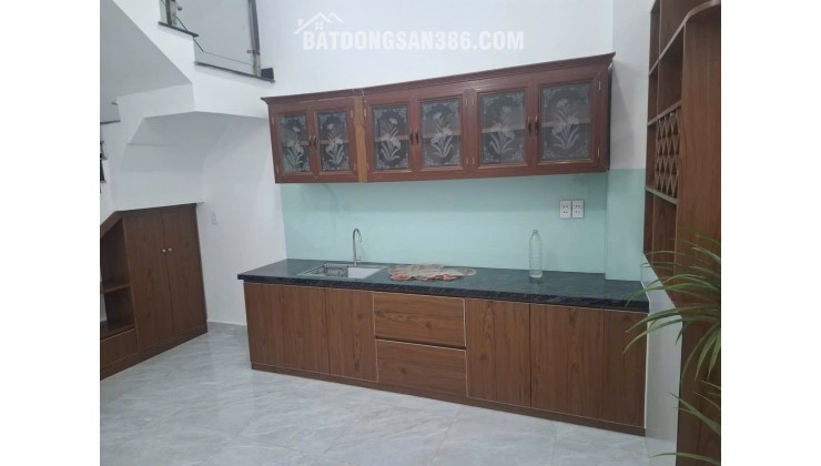 BÁN NHÀ HẺM XE TẢI ĐƯỜNG PHÚ ĐỊNH QUẬN 8 - 60M2 (4X15M) - 3 PHÒNG NGỦ - SỔ HỒNG RIÊNG - GIÁ 5.25 TỶ