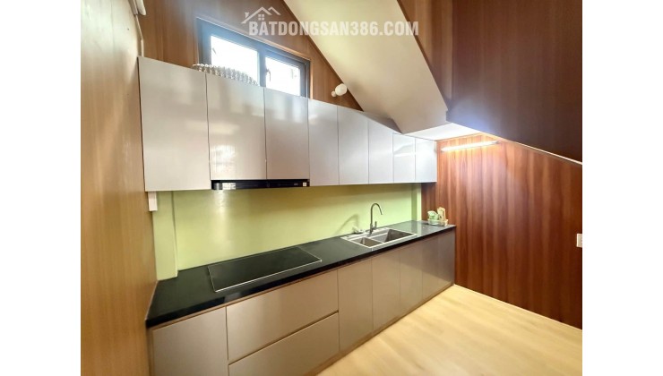 Nhà 2 tầng kiệt Trần Cao Vân, có chổ đậu Ô TÔ thoải mái chỉ vài bước chân