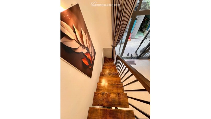 nhà đẹp mới xây vào ở ngay phú Thọ Hoà Tân Phú Dt: 4.5x8m nở hậu tài lộc