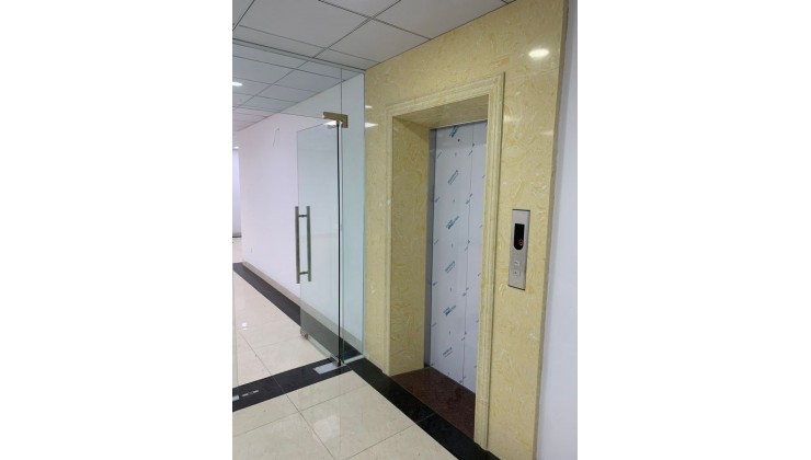 TOÀ VP 7 TẦNG THANG MÁY MẶT PHỐ VƯƠNG THỪA VÚ DÒNG THU 100 TRIỆU/THÁNG