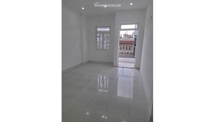 BÁN NHÀ HẺM XE TẢI ĐƯỜNG PHÚ ĐỊNH QUẬN 8 - 60M2 (4X15M) - 3 PHÒNG NGỦ - SỔ HỒNG RIÊNG - GIÁ 5.25 TỶ