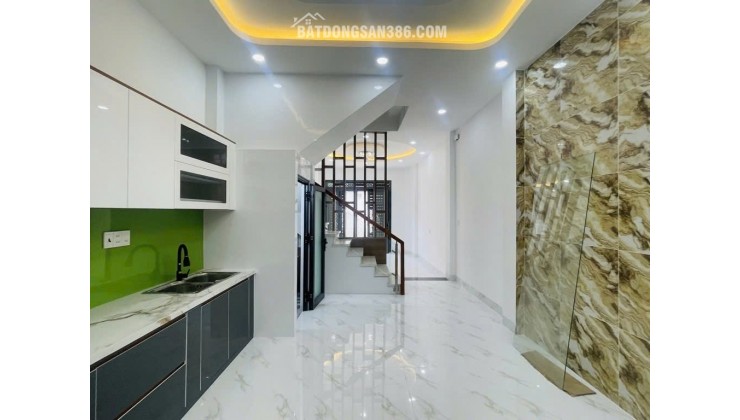 SÁT MẶT TIỀN NƠ TRANG LONG, BÌNH THẠNH, 3 TẦNG, 5.3 x 11, 7.X TỶ