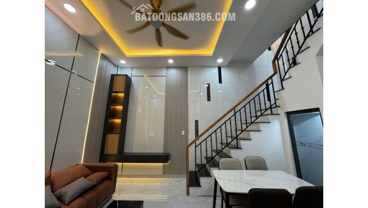 NHÀ SÁT MẶT TIỀN TRẦN XUÂN SOẠN, Q7, 3 TẦNG, 4.X TỶ