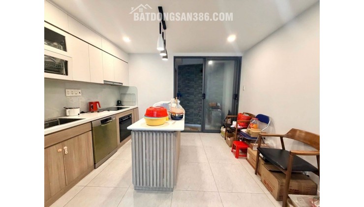 SÁT MẶT TIỀN QUANG TRUNG, P10 GÒ VẤP, 5 TẦNG, 4 x 16, 10.X TỶ