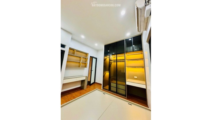 Tuyết mùa hạ - hạ chào 25m2 chỉ 5tỷ có thương lượng