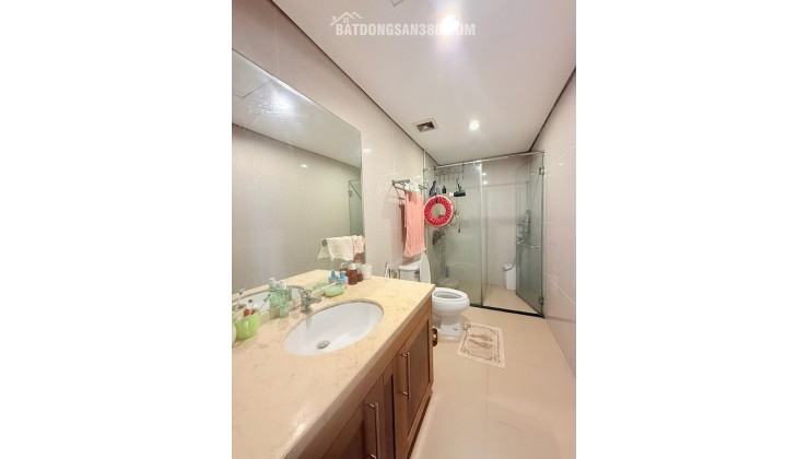 CHUNG CƯ CAO CẤP ROYAL CITY-ĐẲNG CẤP NHẤT. THANH XUÂN .114m2  
GIÁ 12,6 Tỷ