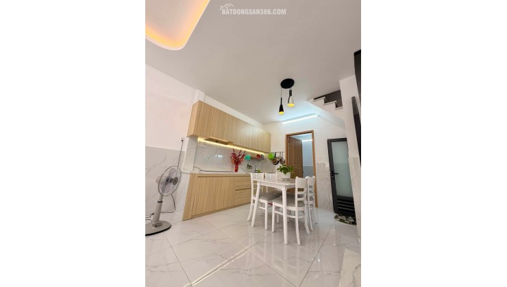 Nhà 2 tầng ngay Tân Bình-Nguyễn Trọng Tuyển-P.Tân Sơn Hoà