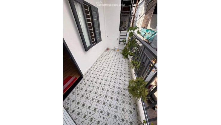 Nhà 2 tầng ngay Tân Bình-Nguyễn Trọng Tuyển-P.Tân Sơn Hoà