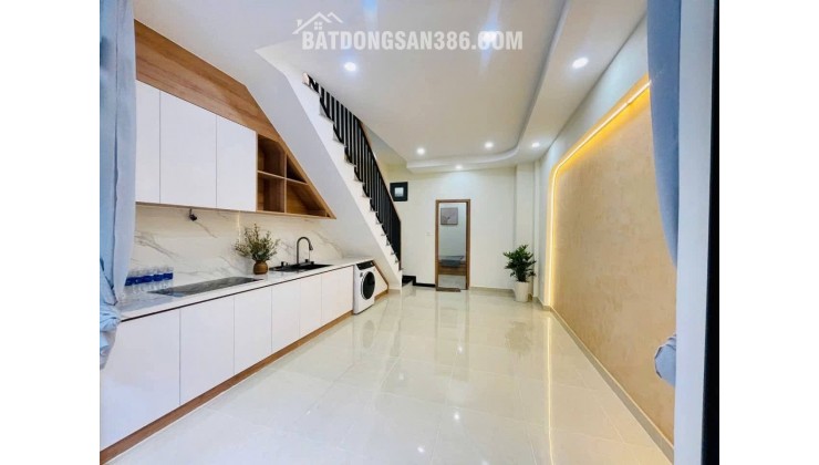 Nhà mới đẹp hẻm Ô TÔ gần BẾN XE MIỀN ĐÔNG... Chỉ 9Đ nhỏ