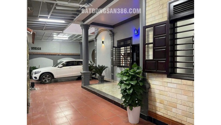 Bán biệt thự mặt tiền siêu đẹp phù hợp giá đình ở lâu dài