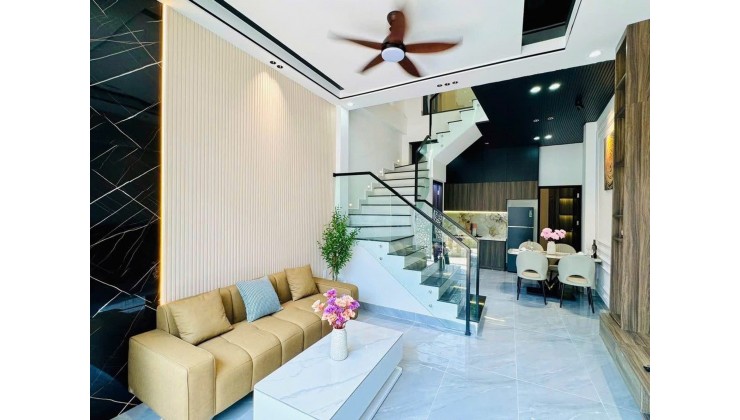  CHỦ HẠ CHÀO 200TR – GIÁ MỚI CHỈ 5,65 TỶ   NHÀ 3 TẦNG – FULL NỘI THẤT CAO CẤP – GẦN SÂN BAY QUỐC TẾ ĐÀ NẴNG