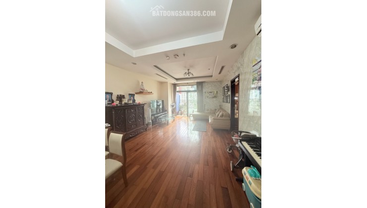 CHUNG CƯ CAO CẤP ROYAL CITY-ĐẲNG CẤP NHẤT. THANH XUÂN .114m2  
GIÁ 12,6 Tỷ