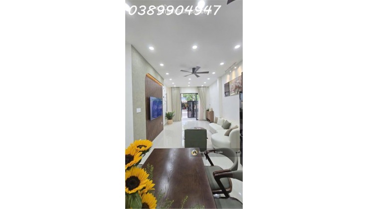 Siêu phẩm nhà đẹp 3tầng góc 2 mặt tiền đường Đồng Nai gần siêu thị Coopmart, full nội thất, 11,9tỷ