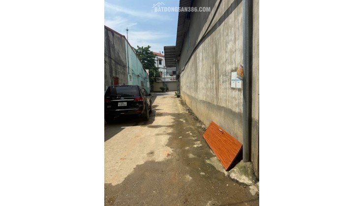 Bác em cần bán gấp mảnh đất tập thể cạnh trường THPT Thạch Thất