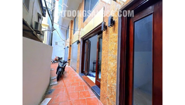 8,2 tỷ x 6 Tầng Xây Mới Phố Thái Thịnh Sổ Đỏ 31m2 Trung Tâm Đống Đa 
Gần Hồ Hoàng Cầu Vành Đai Chợ