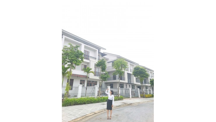 HÀNG HIẾM – BIỆT THỰ ĐƠN LẬP 300M VIEW CÔNG VIÊN – SỔ ĐỎ SẴN – CHỈ 30,472 TỶ!
