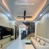 Cần bán nhà 1 trêt 1 lầu có sổ hồng riêng tại Thủ Dầu Một, Bình Dương