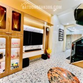 NHÀ ĐẸP GÒ VẤP - HẺM XE HƠI NGAY CHỢ THẠCH ĐÀ