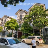 Giảm mạnh 500tr căn btsl 135m2 Centa City kdt Vsip Bắc Ninh